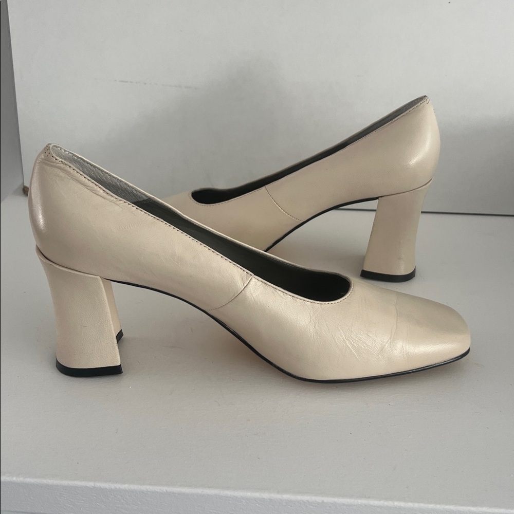 Newport News Cream Block Heel Pumps